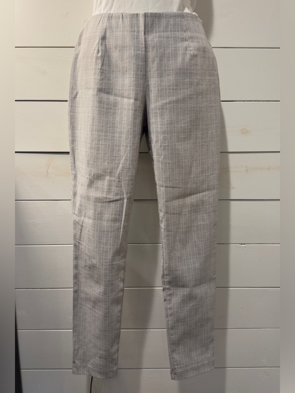 Light Gray Women's Straight-Leg Pull-On Stretchy Dress Pants